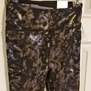 LIMITED EDITION SMALL VSX LEGGINGS